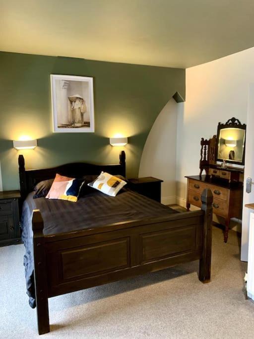 Chic Townhouse Near Tunnels Beaches Appartamento