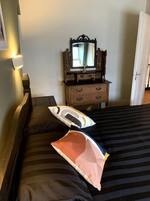Chic Townhouse Near Tunnels Beaches Appartamento *