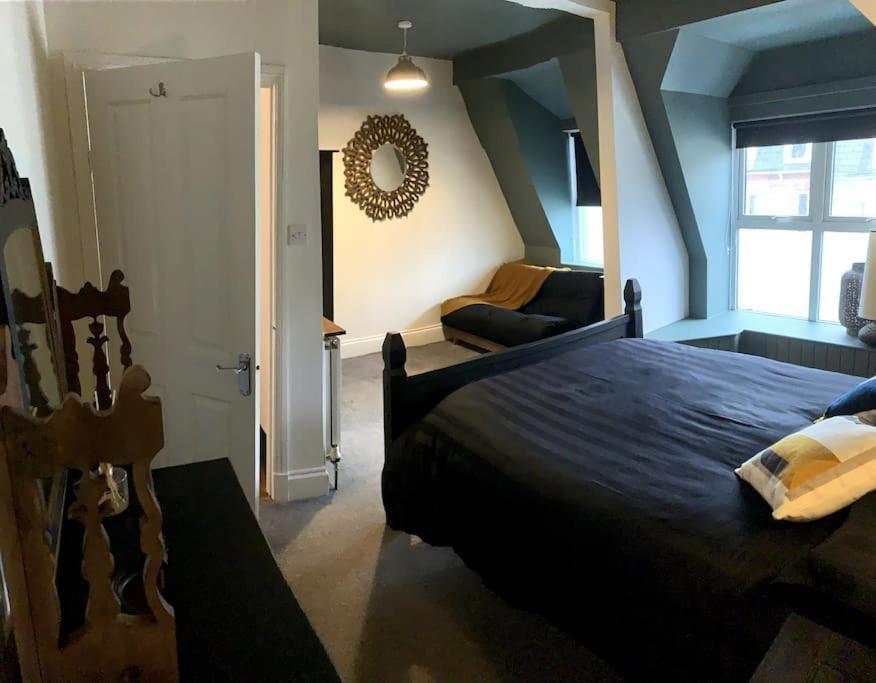 Appartamento Chic Townhouse Near Tunnels Beaches