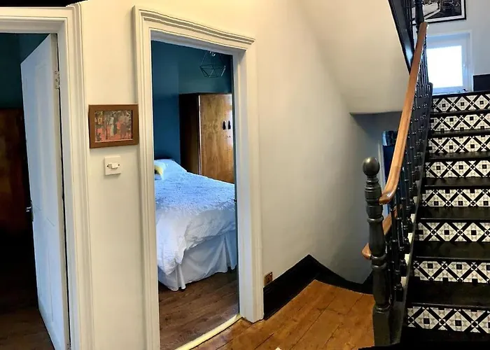 Chic Townhouse Near Tunnels Beaches Ilfracombe