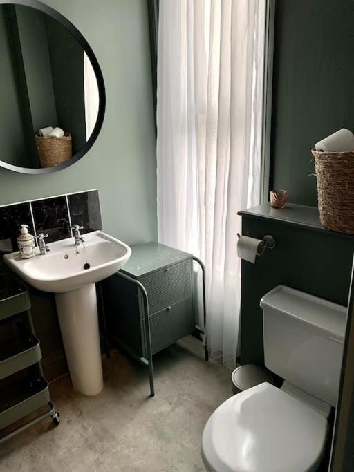 Apartment Chic Townhouse Near Tunnels Beaches