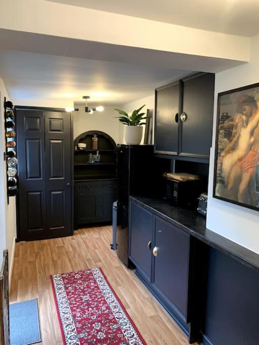 Apartment Chic Townhouse Near Tunnels Beaches