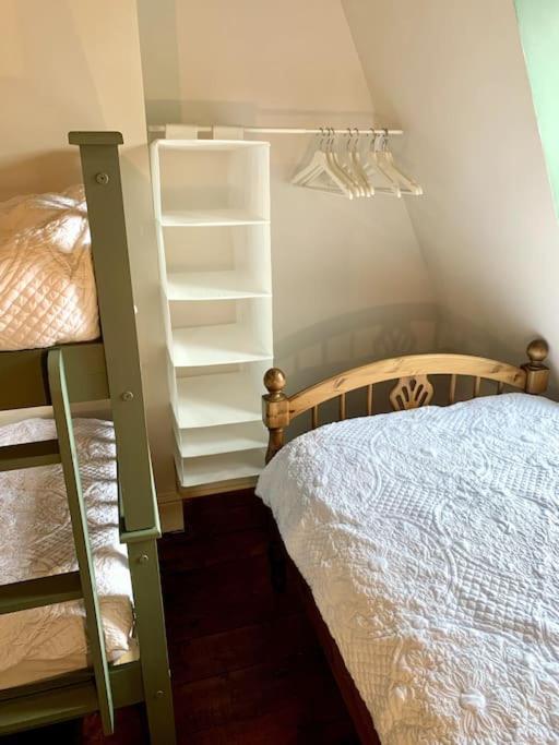 Apartment Chic Townhouse Near Tunnels Beaches